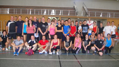 les-adherents-presents-au-tournoi-salade-du-badminton-chaponnay-val-d-ozon-photo-carlos-soto.jpg